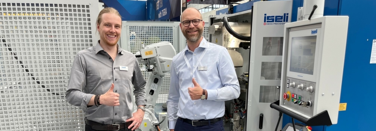 På bifogad bild från vänster: Simon Dubach, tekniker på ISELI och Martin Andersson, affärsområdeschef LSAB